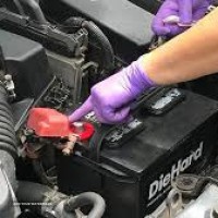 تعویض باتری خودرو در محل