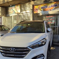 واکس و پولیش ماشینهای خارجی و ایرانی در اصفهان