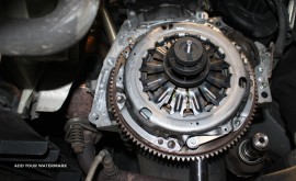 تعمیر دیسک و صفحه کلاچ پژو206