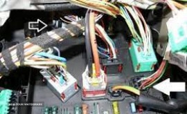 سیم کشی پژو 206 در اصفهان