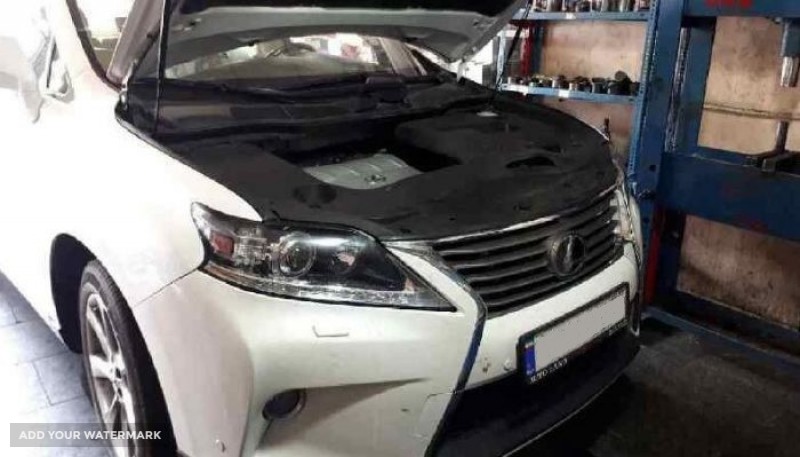 تعمیرگاه لکسوس در خیابان کهندژ (اصفهان)