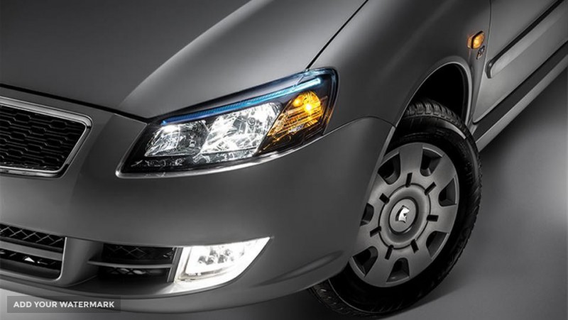 سپرجلو کروزرانا و راناپلاس خاکستری در اصفهان