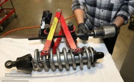 تعمیر کمک فنر روآ ، پراید ، پیکان در اصفهان و خیابان خرم