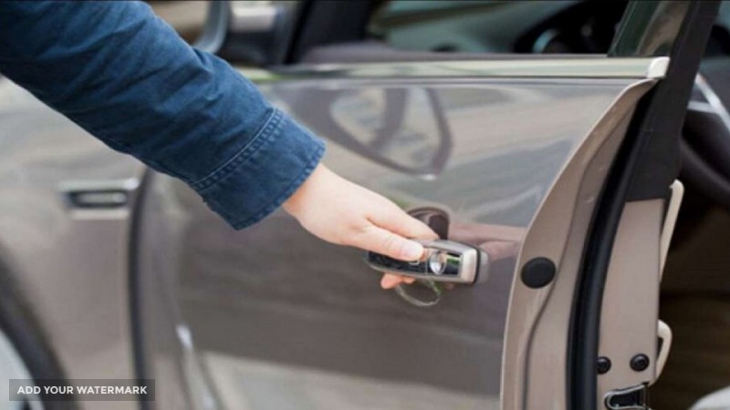 کلید سازی وباز کردن خودرو شاهین شهر