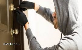 باز کردن درب منزل