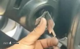 قفل بازکنی خودرو حبیب آباد / تعمیر قفل خودرو سیار شبانه روزی در کمشجه