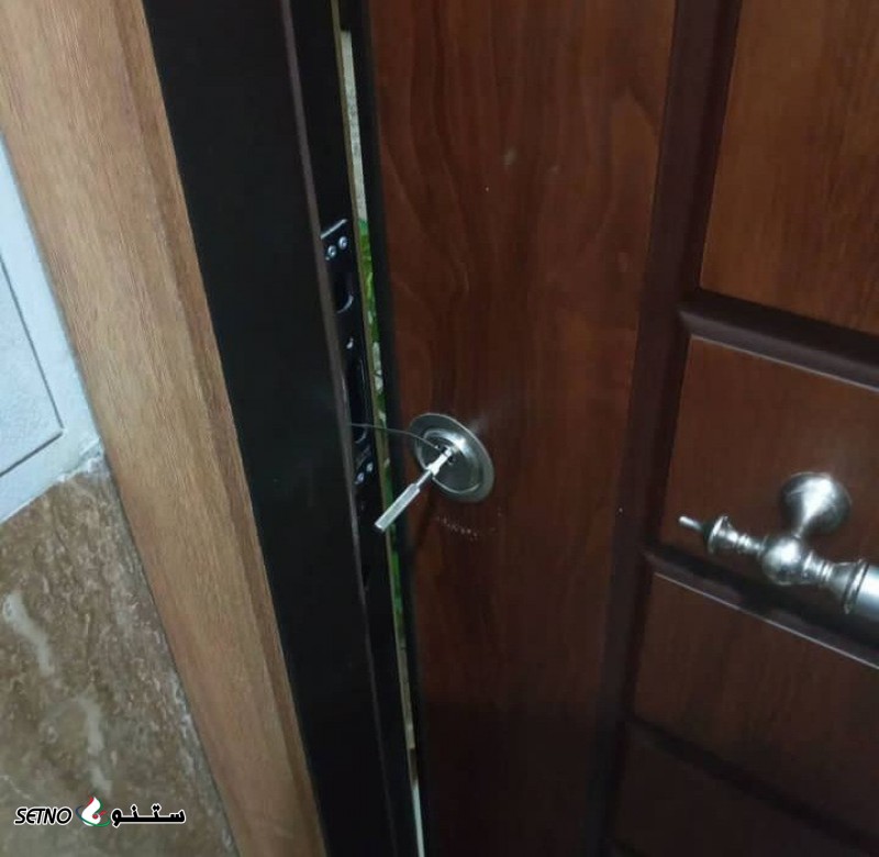 کلیدسازی خودرو کددار وریموت خودرو اصفهان 09135657166