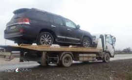 خودرو بر در بزرگراه میرزا کوچک خان جنگلی اصفهان