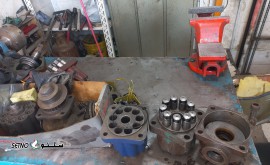 تعمیر پمپ و جک انواع کمپرسی و جرثقیل تراکتور
