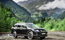 قیمت / فروش سپر جلو خودرو ایکس تریل / اصفهان / شاهپور قدیم