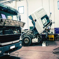 تعمیرگاه-کامیون-در-مشهد