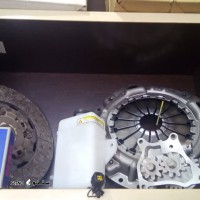 منبع روغن هیدرولیک abs کامیونت NKR 5 تن ایسوزو اصفهان