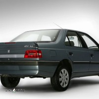 فروش شیشه بالا بر خودرو پژو 405 GLX / اصفهان / خیابان بهارستان