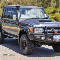 قیمت لوازم یدکی تویوتا لندکروز وانت اصفهان