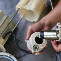 تعمیر پمپ بنزین خودرو در خیابان ارتش اصفهان