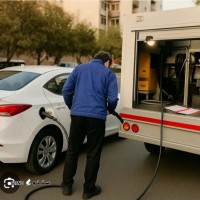 پمپ بنزین سیار در کویر مرنجاب