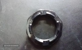 مهره اکسل جلو کامیون و اتوبوس اسکانیا