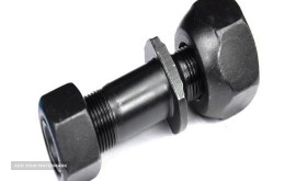 پیچ چرخ کامیون در اصفهان