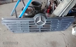 جلو پنجره استوک کامیون آکسور